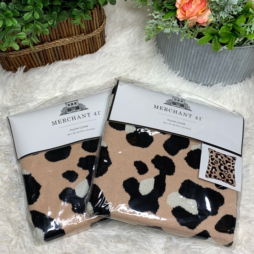 🆕 2 Set of Two Merchant 41 Square Pillow Cover Case Cheetah Leopard Accent